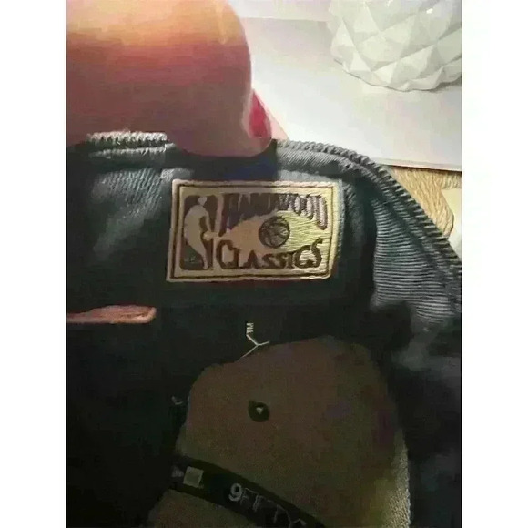 New York Knicks Snapback Hat New Era 9Fifty Hardwood Classics Black - Picture 9 of 10